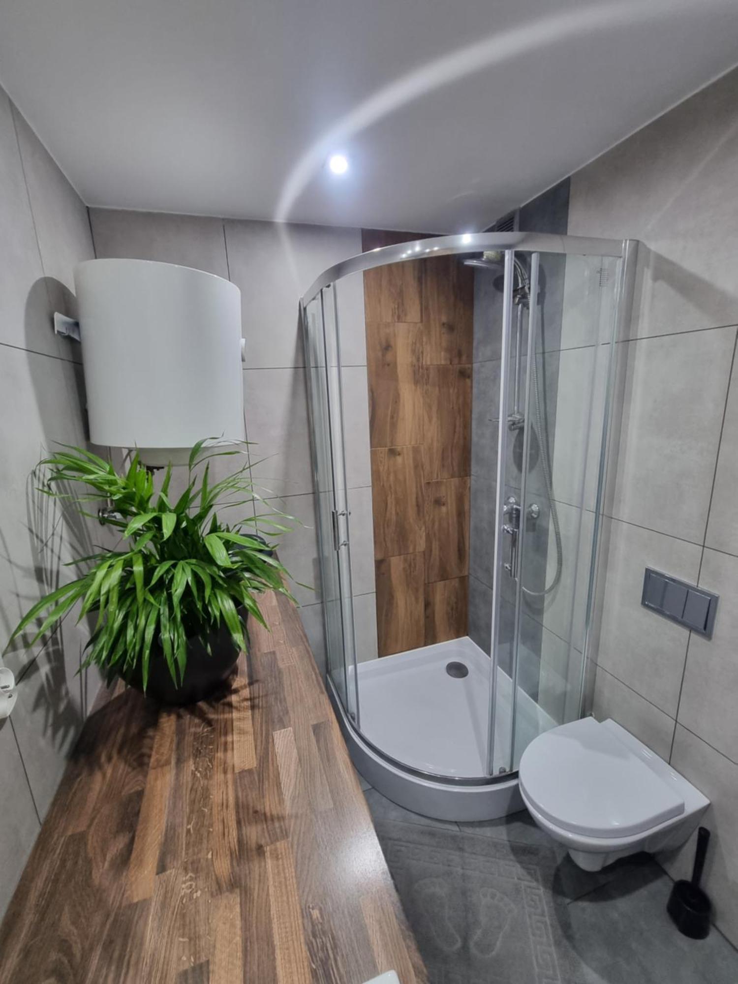 Apartment Kawalerka Na Rakowie Obok Estakady Czestochowa